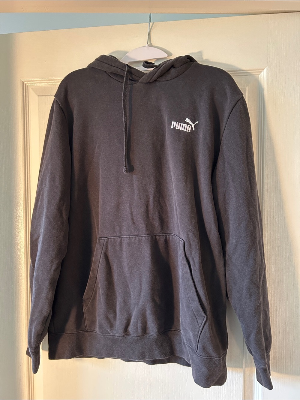 Puma Men's Dark Gray Pullover Hoodie with White Logo